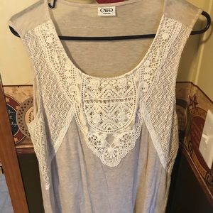 Catos tank top with crochet detail
